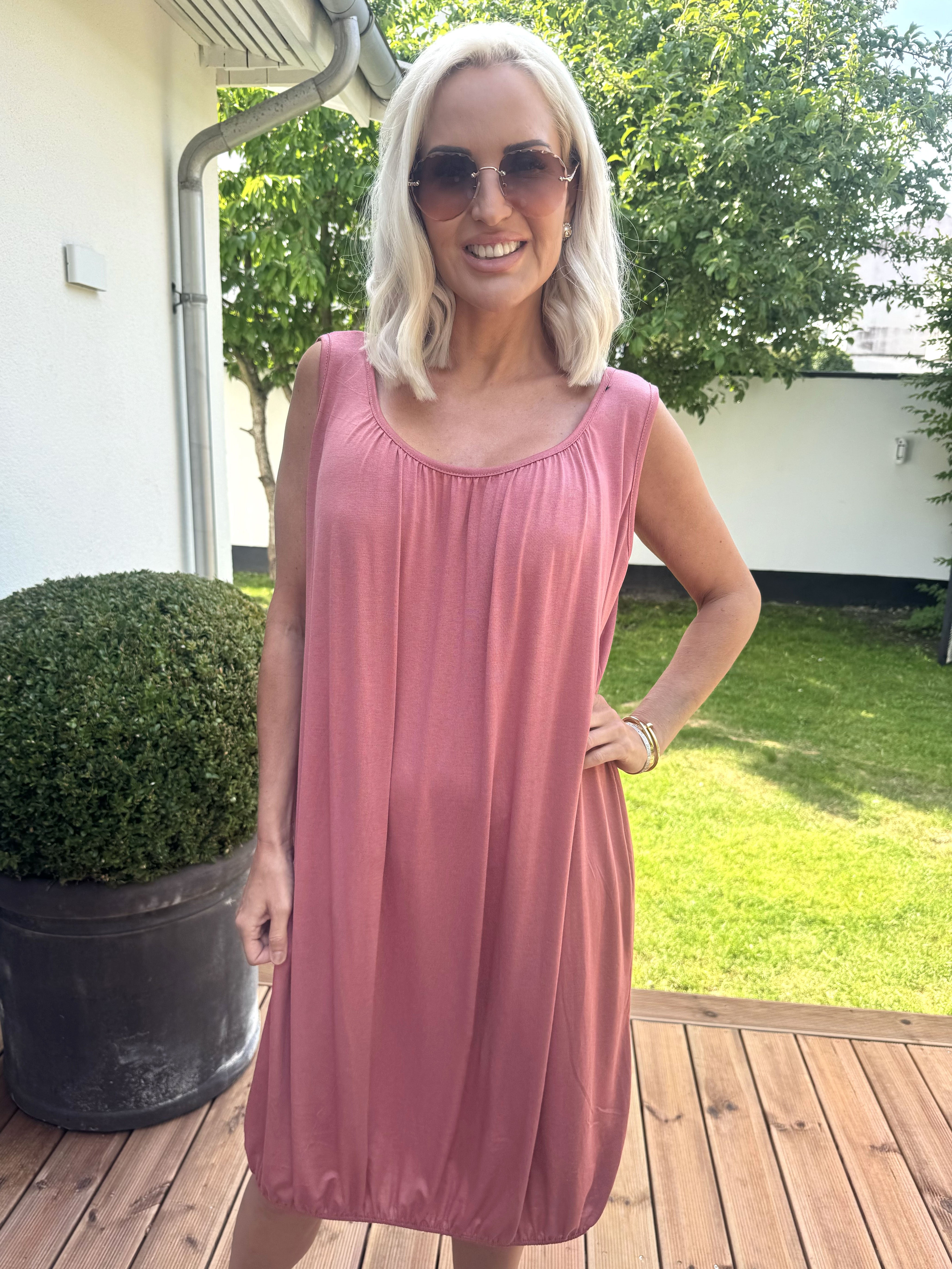 Miracle Sleeveless Dress - Basis kjole i viskose med elastik forneden
